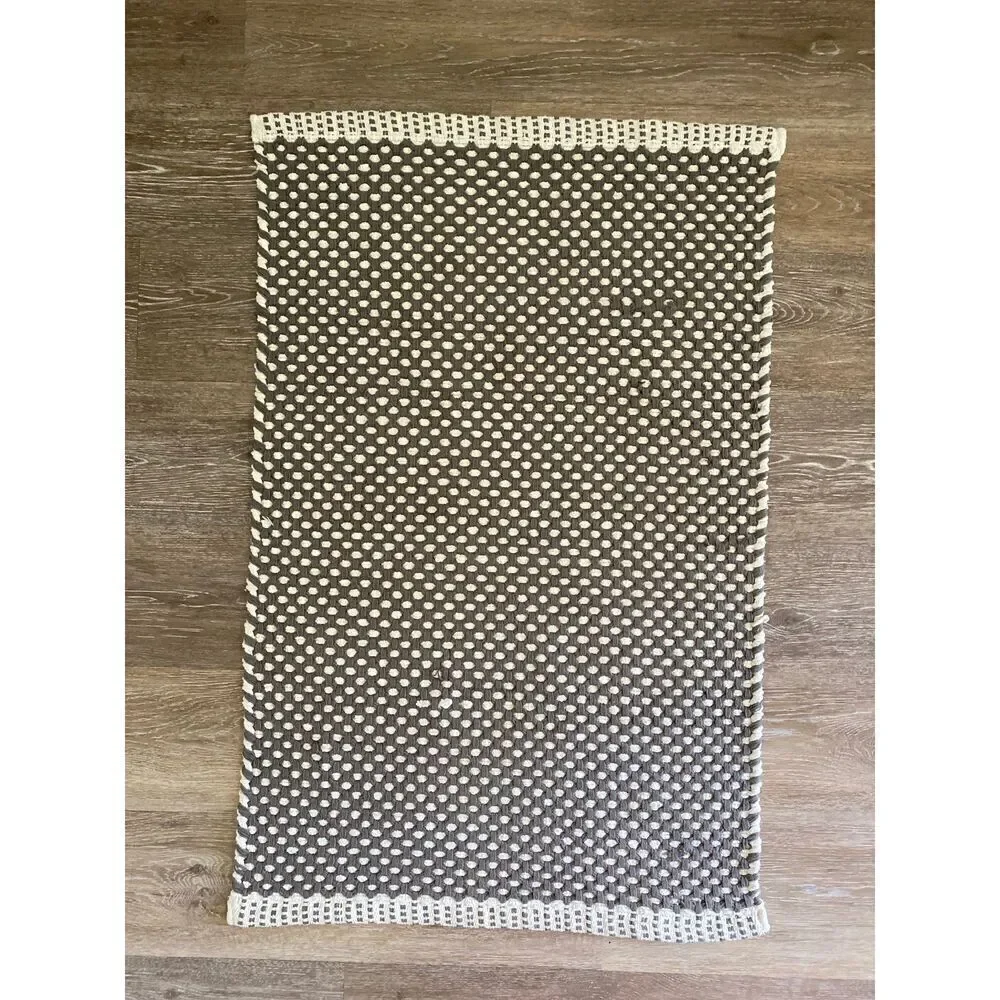 Threshold Gray White Dot Bath Mat